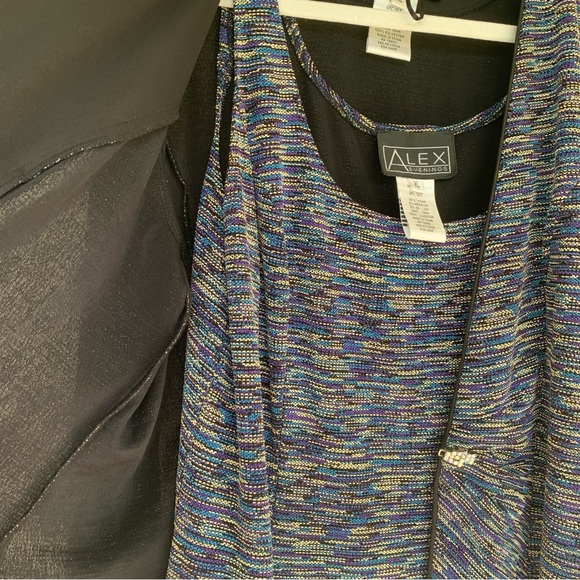 Alex Evening, two piece top - Picture 11 of 14